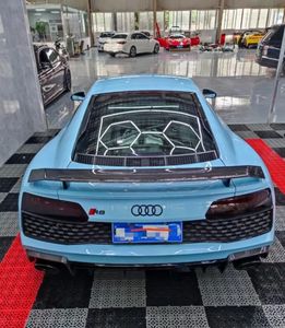 Kits de carrosserie en matériau PP pour <span class=keywords><strong>Audi</strong></span> <span class=keywords><strong>R8</strong></span> 2016-2021 Mise à niveau du pare-chocs avant pare-chocs arrière jupe latérale calandre centrale Kits de carrosserie d'embout d'échappement - Product Image 5