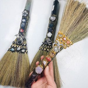 Wholesale Folk Crafts Fluorite Magic Broom <strong>Crystals</strong> Polished Amethyst <strong>Witch</strong> Broom Energy Quartz Gemstone Model Love Decor Gifts - Product Image 2