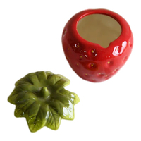 Op Maat Gemaakte Vintage 3d Fruitvormige Container Voor Voedselopslag Conserveer Overdekte Pot Keramische Rode Aardbei Jampotten Pot Met Deksel