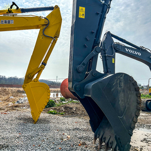 Potente y Duradera Excavadora Usada Volvo EC480D para Demolición y Reciclaje en Zonas Industriales - Product Image 2