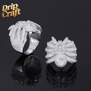 Anillo de Estilo Urbano Hip-Hop con Araña de Circonio, Chapado en Cobre con Oro Real, Joyería de Circonio, Regalo Personalizado, Anillo de Tarántula - Product Image 3