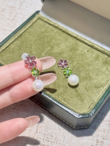 Boucles d'oreilles UM Jewelry 925 Sliver Monet's Garden en argent, perle d'eau douce naturelle, pour unisexe, anniversaire, vente en gros - Product Image 5