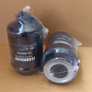 รถขุดเครื่องแยกน้ำน้ำมันเชื้อเพลิงเครื่องยนต์ FS19531 32253917 WK8141 P551424 26560143 - Product Image 1