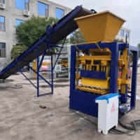 Machine à blocs de pavés emboîtables semi-automatique QTJ4-24, machine à fabriquer des briques en ciment pour les projets de construction