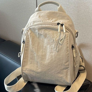 Sac à dos décontracté en nylon pour femme, léger, sac à bandoulière de voyage grande capacité, sac de jour, logo personnalisé OEM ODM - Product Image 4