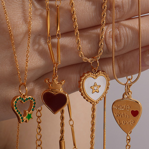 Colgante de Acero Inoxidable en Forma de Corazón con Circonita para Fabricación de Joyas, Chapado en Oro de 18K, Diseño Irregular, Primavera 2025 - Product Image 2