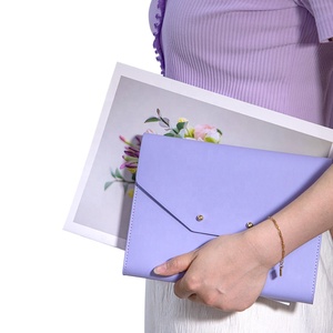 Libreta de Mano A5 de Estilo Moderno Personalizada, Tapa Blanda de Cuero PU, Agenda Portátil con Cierre de Botón y Bolsillo Interior - Product Image 2
