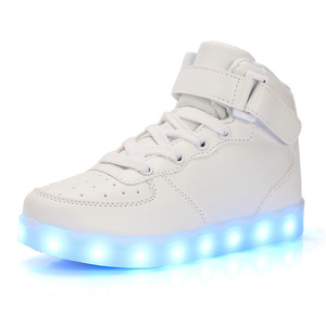 Scarpe LED Luminose con Ricarica USB, Scarpe Casual alla Moda per Bambini con Tomaia Alta - Product Image 5