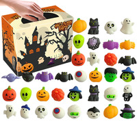 Vente en gros de mini-squishies d'Halloween personnalisés en boîte surprise, assortiment citrouille, fantôme, chauve-souris, jouet anti-stress à presser, cadeau pour enfants pour la fête d'Halloween