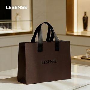 Sacs d'emballage écologiques de luxe, logo personnalisé imprimé, sacs en papier kraft pour vêtements, chaussures, <span class=keywords><strong>mini</strong></span>-cadeaux avec poignée - Product Image 3