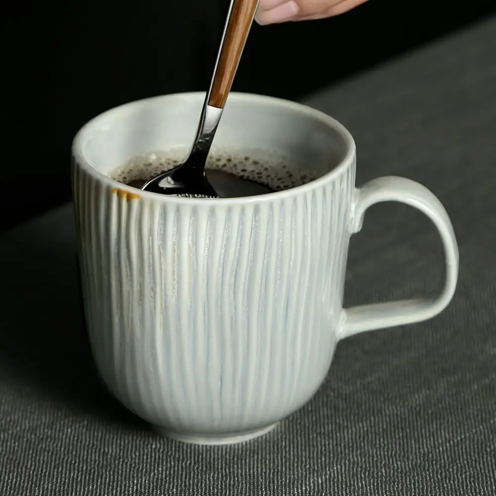 Grosir Mug Teh Porselen Pribadi Ramah Lingkungan Gaya Nordic dan Cangkir Mug Kopi Keramik untuk Kafe