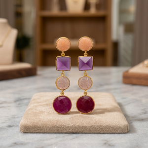 Nouvelle Arrivée Boucles d'Oreilles Pendantes Fleur Bohème en Laiton Plaqué Or 14K 18K 24K avec Onyx et Sertissage Griffe de Haute Qualité pour Cadeau - Product Image 3