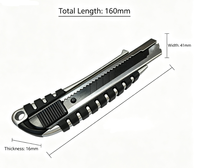Cutter rétractable robuste en acier inoxydable avec poignée ergonomique en caoutchouc et lame cassable pour la découpe de papier DIY