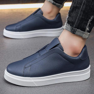 Nouvelles baskets tendance coréennes printemps-été 2026 pour hommes – Chaussures de sport décontractées blanches à enfiler pour jeunes - Product Image 4
