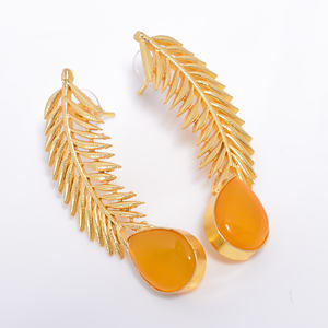 Belle boucle d'oreille en laiton plaqué or 14 carats avec pierres précieuses faite à la main pour femmes fournisseur de bijoux en laiton avec pierres précieuses bijoux en laiton antique - Product Image 1