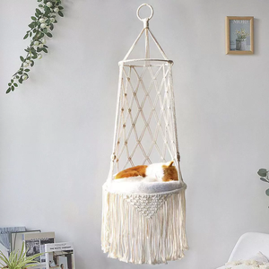 Hamaca para Gatos Tejida a Mano con Fibra de Poliéster, Cama para Gatos Semicerrada, Cesta Colgante para Gatos Apta para Todas las Estaciones - Product Image 4