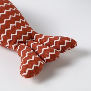 Lindo pez forma de almohada interior <span class=keywords><strong>Catnip</strong></span> juguete ecológico algodón masticar gatito mascota juguete para dormir juguete interactivo para perros - Product Image 4