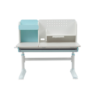 Ensemble table et chaise d'étude ergonomique moderne en bois pour enfants avec étagère, idéal pour chambre, hôtel, salon - Écologique et réglable