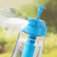 Bouteille de vélo multifonctionnelle de style coréen pour adultes, grande capacité 750 ml, en PP, avec sangle de transport et pulvérisateur à pression, pour activités de plein air