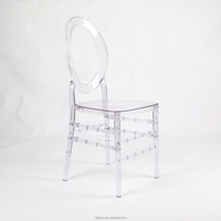Chaises en acrylique transparentes empilables de luxe pour hôtel, mariage, événements, avec coussins