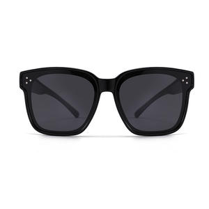 רטרו קלאסי מלבן בסגנון משקפי שמש עדשה אופנתית Tac מחוזק מקדשים רחב 400 משקפי שמש מרובע - Product Image 5