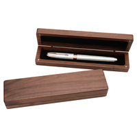Boîte à stylos magnétique en noyer avec logo gravé personnalisé – Cadeau idéal pour anniversaire, Fête des Enseignants, Noël – Rangement en bois pour papeterie
