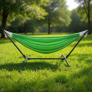 Hamaca Portátil de Poliéster para Exteriores, Color Verde, con Soporte para Relajación - Product Image 2