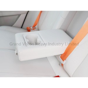 Dongfeng Yipai 007 230Pro Véhicule électrique Pratique Voiture Vue panoramique à 360 degrés Sécurité Haute qualité Voitures d'occasion - Product Image 5