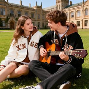 Nouvelle Collection 2026 : Blouson Bomber Varsity Homme Hiver Personnalisé avec Logo Brodé 3D en Chenille – Qualité Supérieure, Style Streetwear - Product Image 2