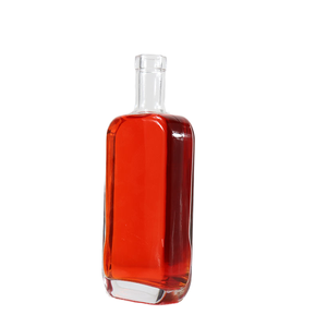 Fabricación <span class=keywords><strong>de</strong></span> Botellas <span class=keywords><strong>de</strong></span> Vidrio Cuadradas <span class=keywords><strong>de</strong></span> 500ml y 700ml para <span class=keywords><strong>Whisky</strong></span>, Licor, Vodka y Vino, con Acabado Mate Escarchado y Tapones <span class=keywords><strong>de</strong></span> Corcho - Product Image 6