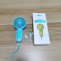 Mini ventilateur portable USB de poche de dessin animé mignon avec lanière ventilateurs de cils de batterie rechargeables de refroidissement d'été pour une utilisation en voiture