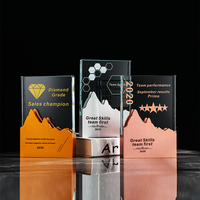 Trophée en cristal moderne avec base en métal en forme de montagne, récompense d'honneur pour champion de ventes et performance d'équipe de qualité diamant