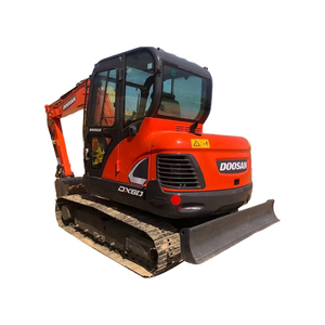 Chargeuse-pelleteuse sur chenilles DOOSAN DX60-9C, mini-chargeuse DX60 avec pelle rétrocaveuse, mini-excavatrice hydraulique à vendre près de chez moi - Product Image 5