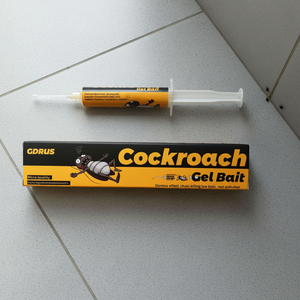 Piège à cafards écologique en gel, 1 tube, prêt à l'emploi, design seringue, capacité 10g, tue les cafards allemands et américains, intérieur/extérieur - Product Image 1