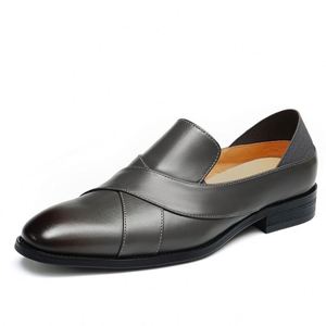 New Style Anti-slip Men's Leather Large-sized Casual Office Slip-on <b>Shoes</b>. Formal <b>Shoes</b> Breathable <b>Height</b>-<b>increasing</b> Features. - Product Image 3