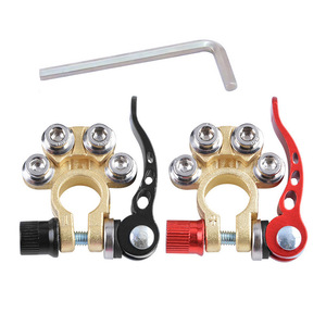 Pince de borne de batterie en alliage cuivre-zinc rouge et noir pour voiture, interrupteur de coupure de courant automobile à deux vitesses - Product Image 1