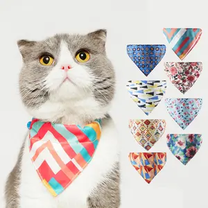 UFBemo Amazon Bán Nóng Bán Buôn Nhà Sản Xuất OEM Có Thể Tháo Rời Nhiều Đầy Màu Sắc In Pet Dog Bandana Scarf Bib Dog