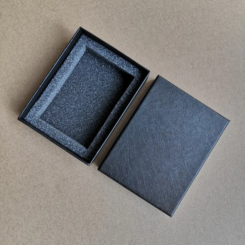 Slim שחור 2 Pcs מכסה ומבוסס אריזת אריזת מתנה ארנק וכרטיס בעל תיבת עם ספוג הכנס