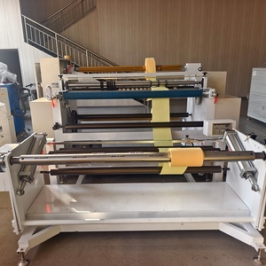 Machine à découper le papier pour filtre à air automobile, ligne de <span class=keywords><strong>production</strong></span> de filtres à air en PU pour voitures - Product Image 4