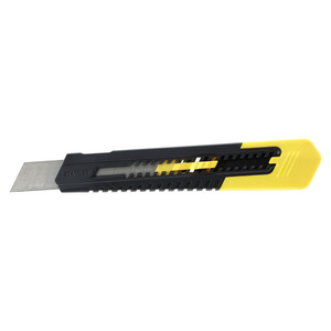 Cuchillo Multiusos Stanley SM18 con Hoja de Acero al Carbono, Borde Recto, Mango de Plástico de Grado Industrial - Product Image 1