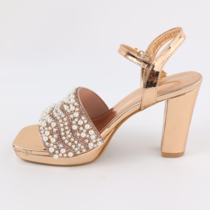 2025 estate nuova tendenza moda tacchi alti da donna suola in PVC colore <span class=keywords><strong>oro</strong></span> superiore <span class=keywords><strong>tacco</strong></span> <span class=keywords><strong>medio</strong></span> altezza (3cm-5cm) cinturino alla caviglia - Product Image 1