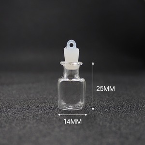 Accesorios Decorativos DIY: Pequeña <span class=keywords><strong>Botella</strong></span> <span class=keywords><strong>de</strong></span> Vidrio Geométrica para Perfume, Colgante para Teléfono Móvil, Cordón - Product Image 5