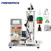 Machine de capsulage semi-automatique à moteur servo mécanique pour bouchons filetés antivol de bouteilles en plastique (bouteilles/min)