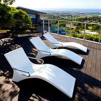 Chaise longue de piscine en FRP imperméable, services de découpe et de pliage - Résistante aux UV, résistante à la corrosion, ergonomique, en forme de S, longue durée