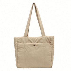 Sac fourre-tout matelassé léger et tendance de grande capacité pour femmes, idéal pour le transport – Vente en gros personnalisée - Product Image 1