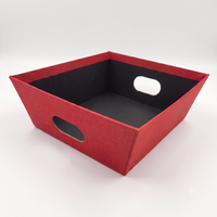 Organisateur de bureau en non-tissé rouge terre cuite avec intérieur noir et poignées ovales pour rangement professionnel au bureau