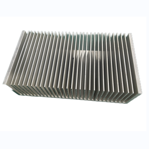 Dissipatore di calore ad alta densità in alluminio estruso ad alta potenza radiatore in alluminio radiatore raffreddato ad aria - Product Image 1