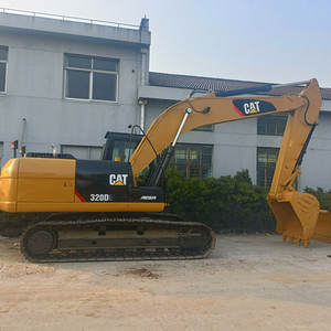 Excavateurs d'occasion CAT 320D/L Original Caterpillar CAT 320D/L 20 tonnes d'occasion Caterpillar Diggers CAT 320D/L en stock - Product Image 1
