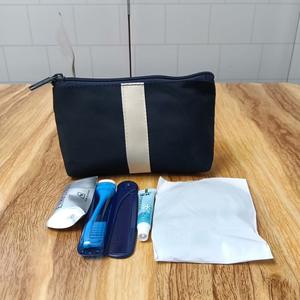 Trousse de toilette de voyage avec logo personnalisé pour compagnie aérienne <span class=keywords><strong>et</strong></span> hôtel - Product Image 2
