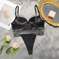 Vente en gros de lingerie de haute qualité pour jeunes filles, ensemble de 2 pièces, soutien-gorge et culotte personnalisés de marque